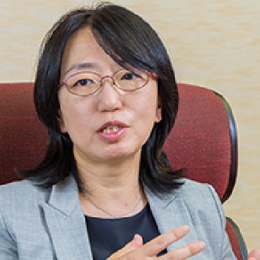 泉 知里　写真